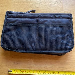 11x6x3,5” Vercord bag organizer inside bag